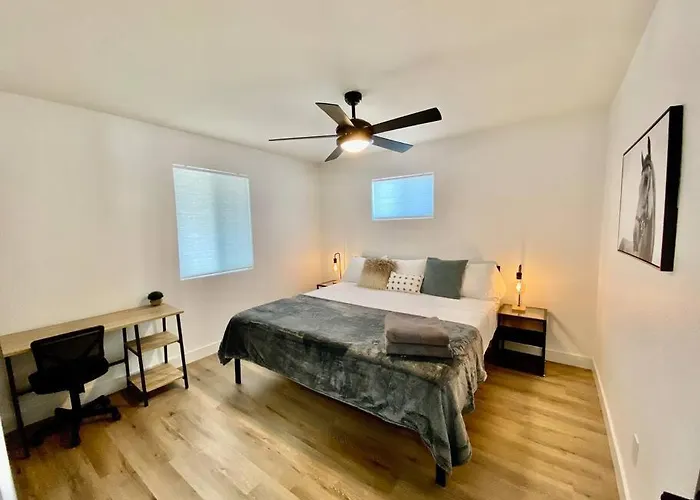 Uniquely Remodeled Historical District Ferienhaus Phoenix