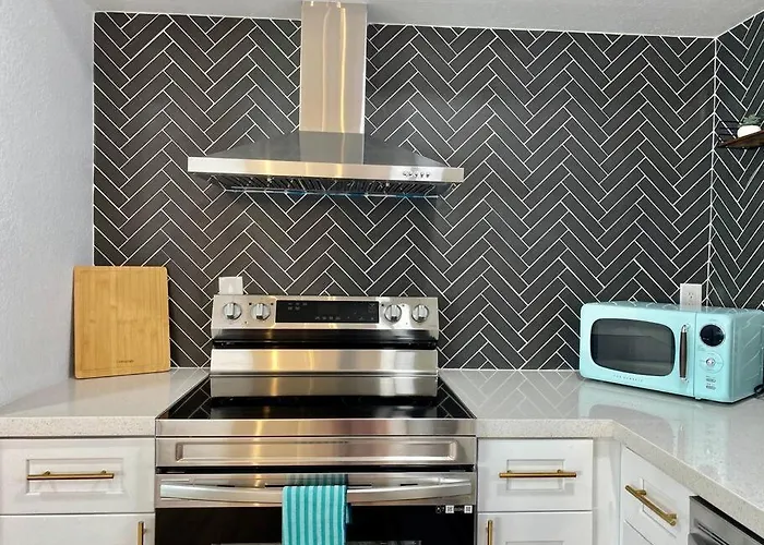 Uniquely Remodeled Historical District Phoenix